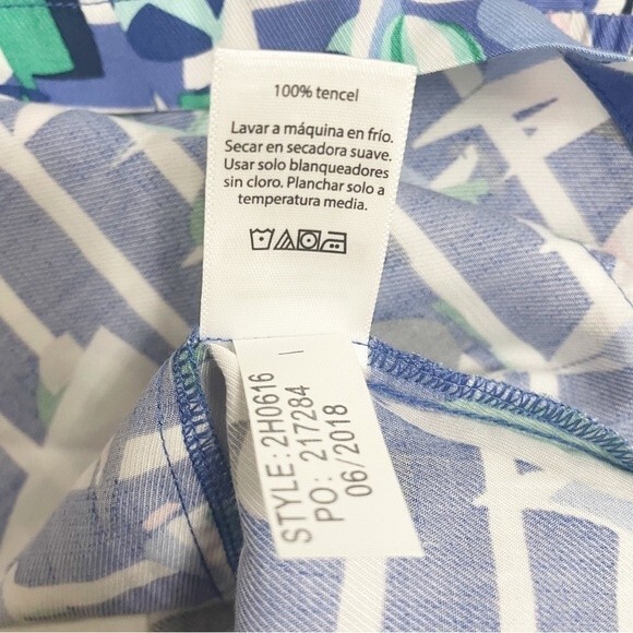 Vineyard Vines Tencel Foley Short Marlin Blue Harbor Sailing Scene Size 00 | XXS - Picture 9 of 10